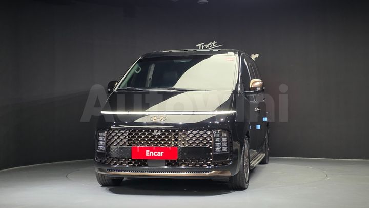 Hyundai Staria 2023 — 3