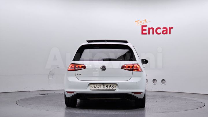 Volkswagen Golf 2015 — 4