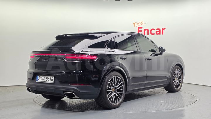 Porsche Cayenne 2022 — 2