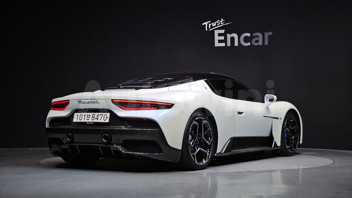Maserati MC20