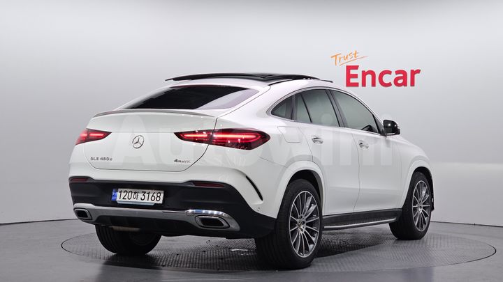 Mercedes Benz GLE Class 2023 — 2