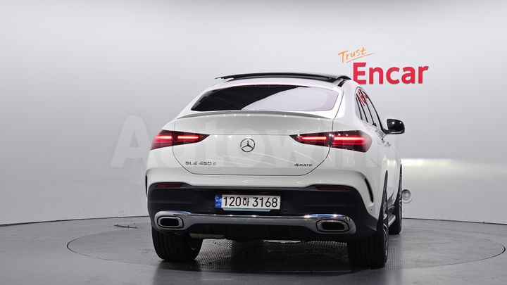Mercedes Benz GLE Class 2023 — 4