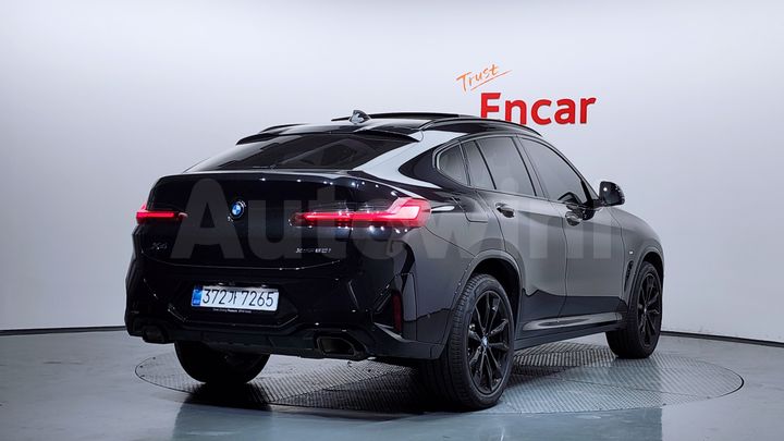 BMW X4 2025 — 2