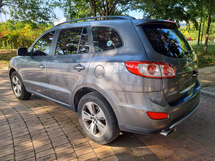 Hyundai SantaFe 2012 — 3