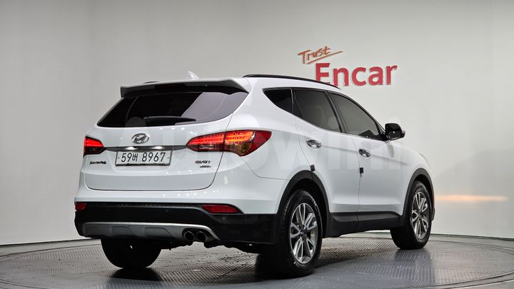 Hyundai SantaFe 2015 — 2