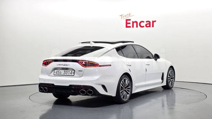 Kia Stinger 2019 — 2