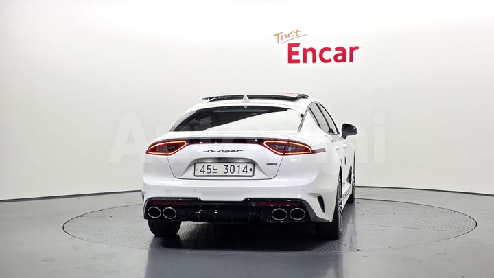 Kia Stinger 2019 — 4