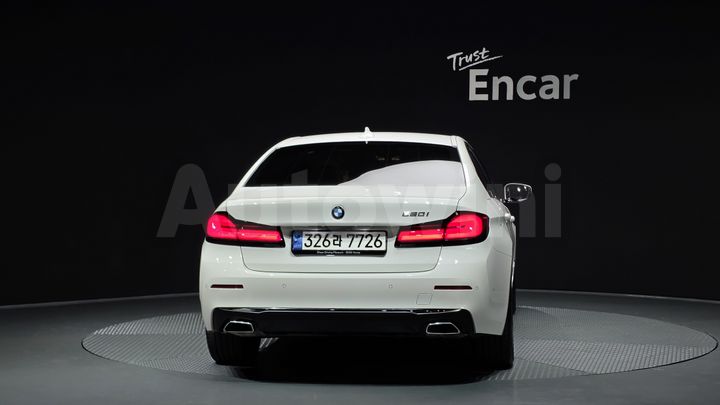 BMW 5 Series 2023 — 4