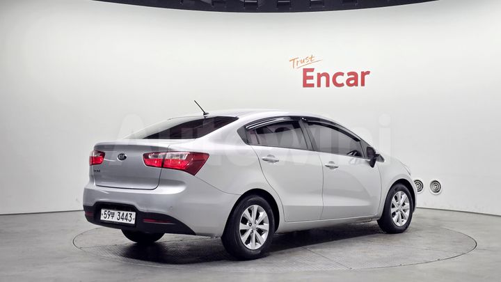 Kia Pride 2014 — 2