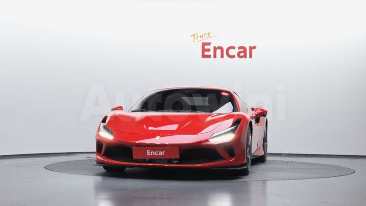 Ferrari F8 2021 — 3