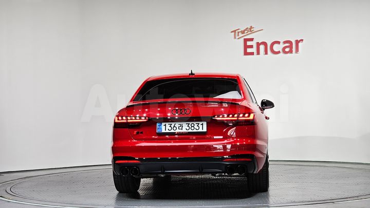 Audi S4 2023 — 4
