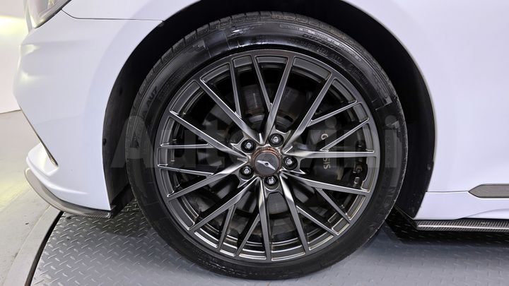 Genesis G80 2018 — 5