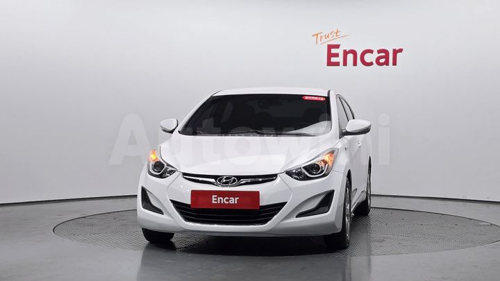 Hyundai Avante 2015 — 3