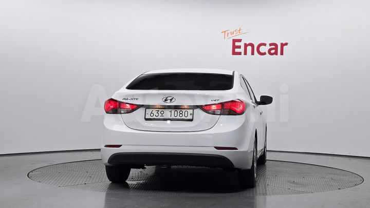 Hyundai Avante 2015 — 4
