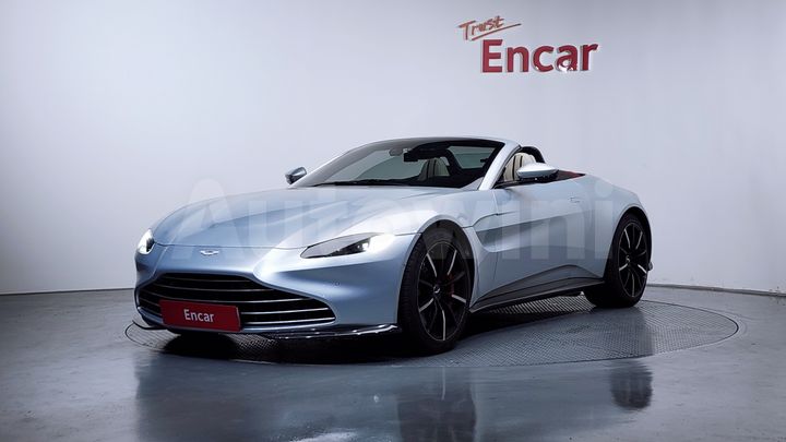 Aston Martin Vantage