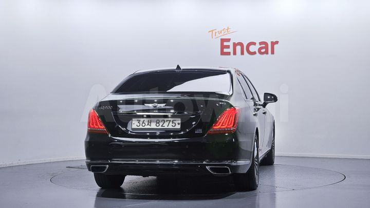 Genesis EQ900 2018 — 5