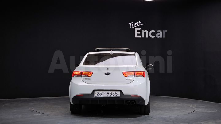 Kia Forte 2012 — 4
