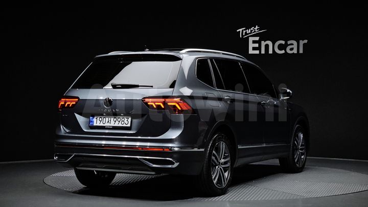 Volkswagen Tiguan 2024 — 3
