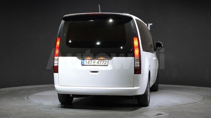 Hyundai Staria 2023 — 4