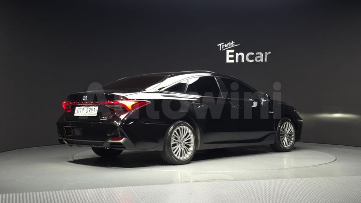 Toyota Avalon 2019 — 2