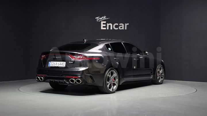 Kia Stinger 2020 — 2