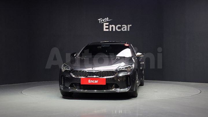 Kia Stinger 2020 — 3