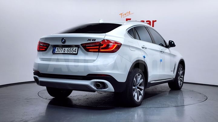 BMW X6 2015 — 2