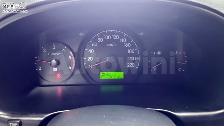 Hyundai Starex 2013 — 5