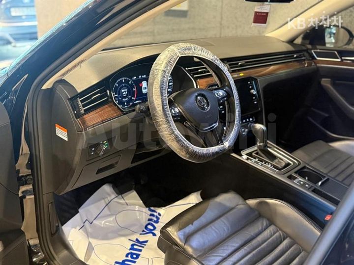 Volkswagen Passat 2018 — 5
