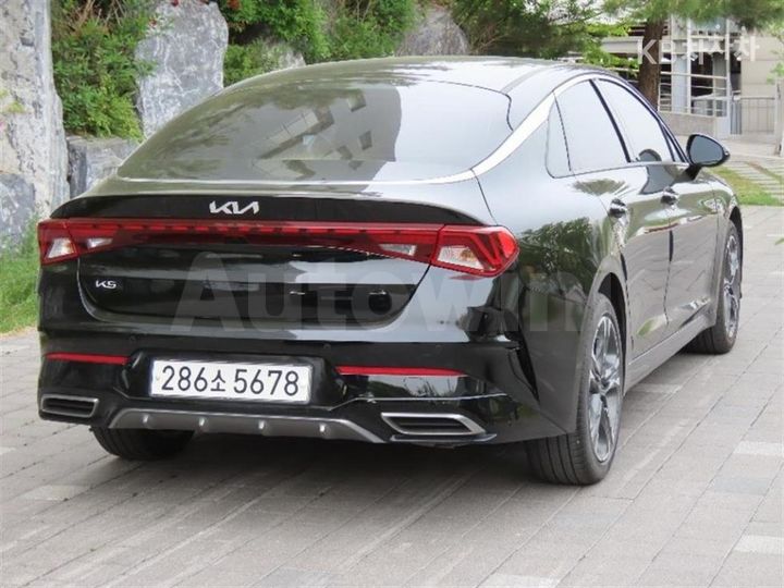 Kia K5 2023 — 3