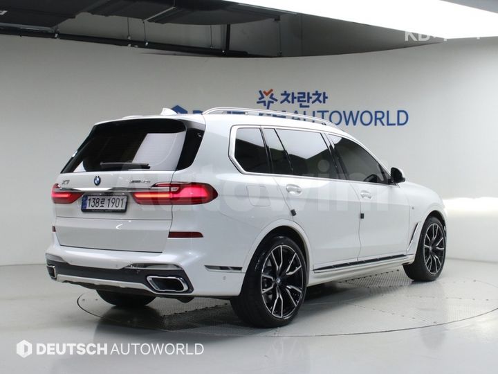 BMW X7 2022 — 3