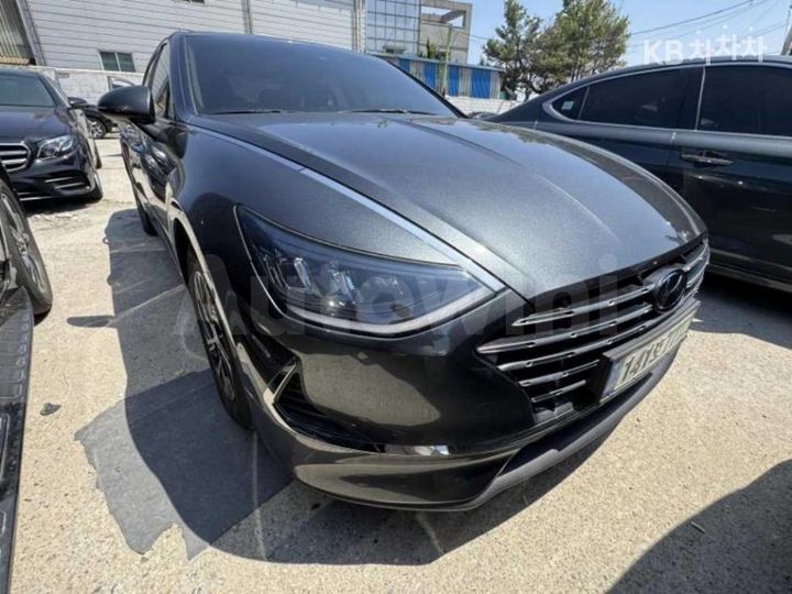 Hyundai Sonata 2022 — 2
