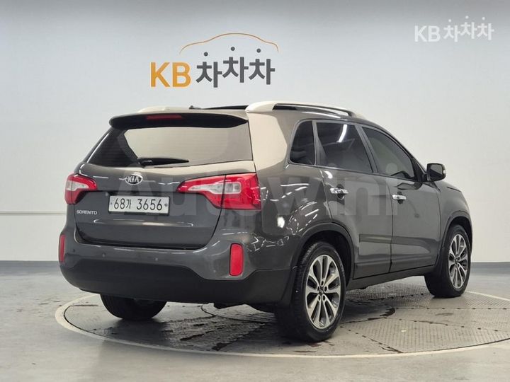 Kia Sorento 2013 — 3