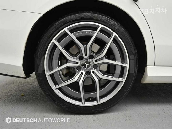 Mercedes Benz E Class