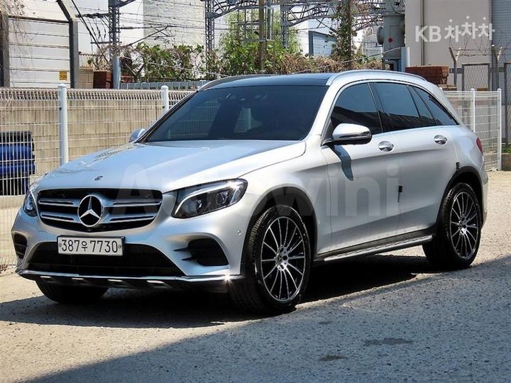 Mercedes Benz GLC Class 2019 — 2