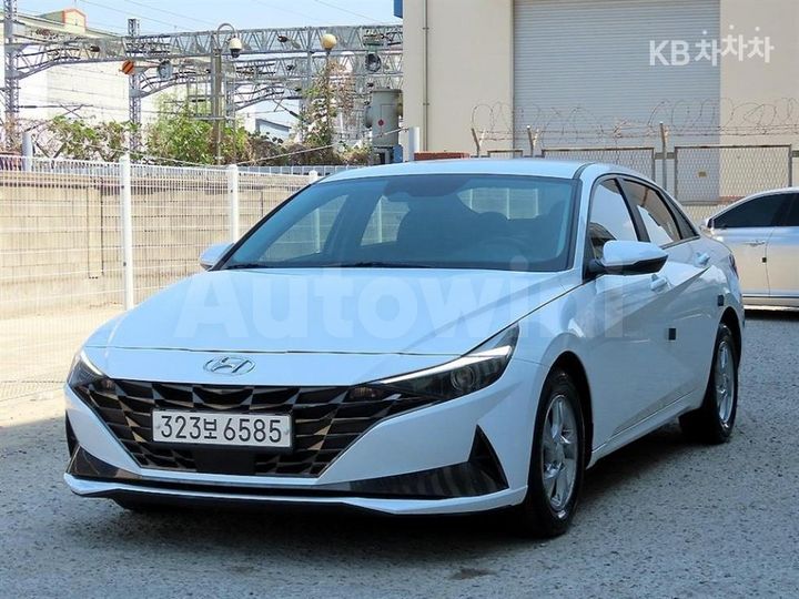 Hyundai Avante 2021 — 2