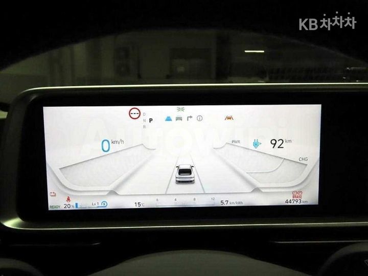 Hyundai Ioniq6 2023 — 5