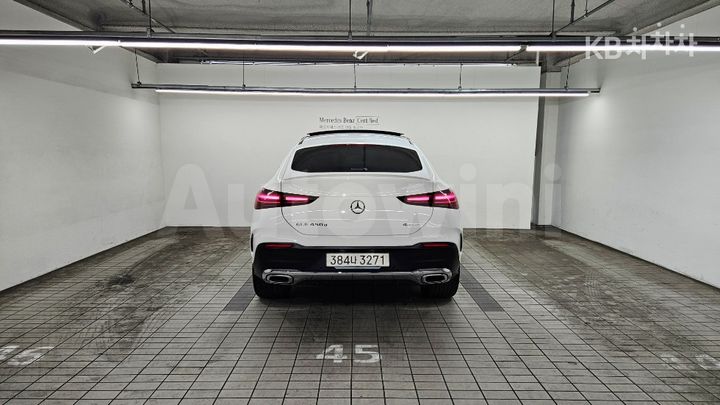 Mercedes Benz GLE Class 2024 — 3