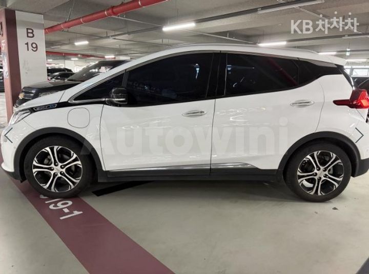 Chevrolet Bolt EV 2018 — 3