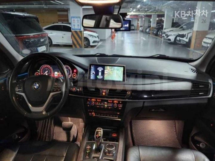 BMW X5 2017 — 5