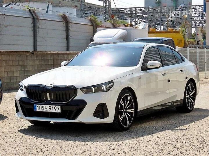 BMW 5 Series 2024 — 2