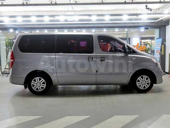 Hyundai Starex 2017 — 3