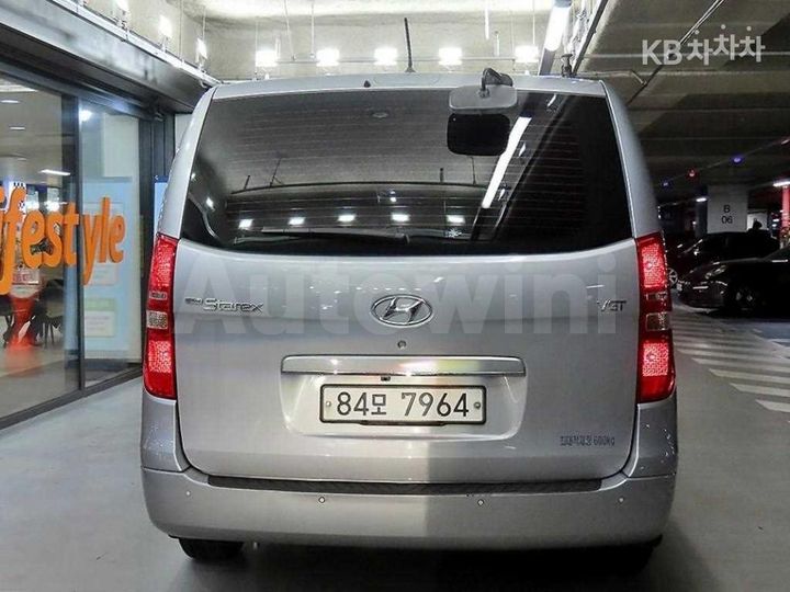 Hyundai Starex 2017 — 5