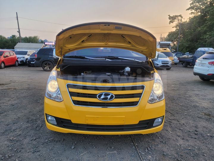 Hyundai Starex 2018 — 4