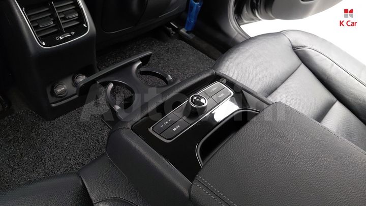 Kia K7 2018 — 2