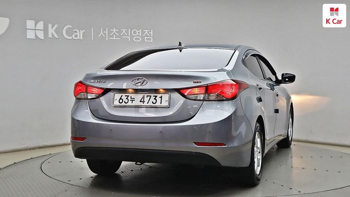 Hyundai Avante 2015 — 2