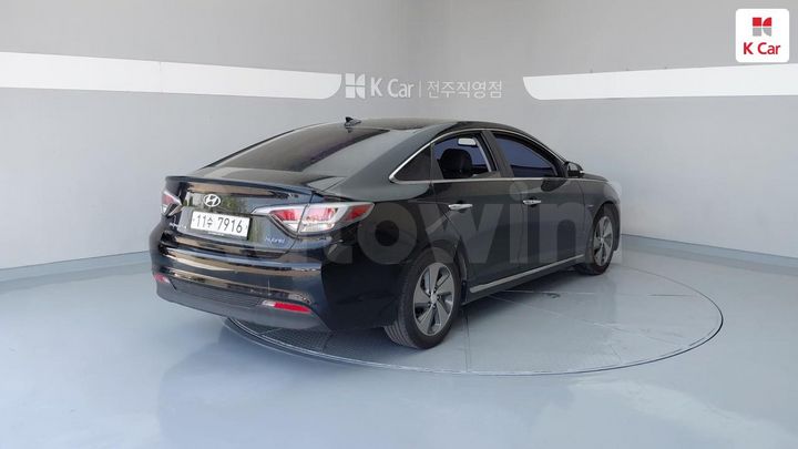 Hyundai Sonata 2016 — 2