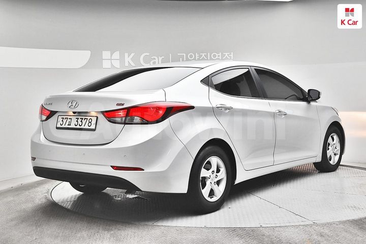 Hyundai Avante 2015 — 2
