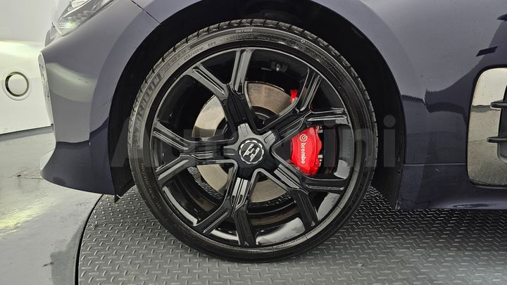Kia Stinger 2020 — 5