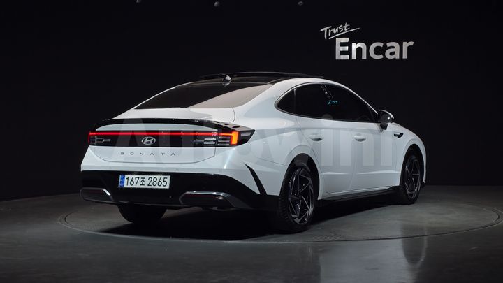 Hyundai Sonata 2024 — 2